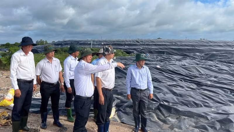 Lãnh đạo tỉnh Bến Tre khảo sát tiến độ khắc phục ô nhiễm môi trường tại bãi rác An Hiệp.