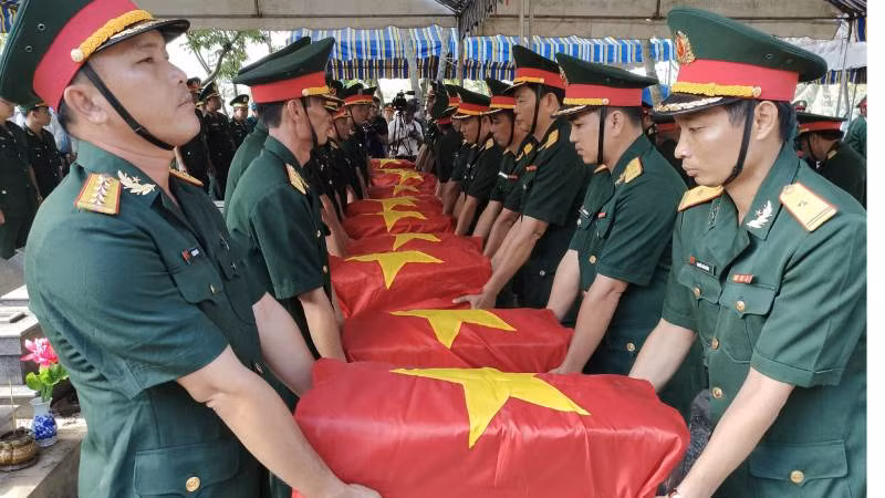 Bến Tre tổ chức truy điệu, cải táng 121 hài cốt liệt sĩ.