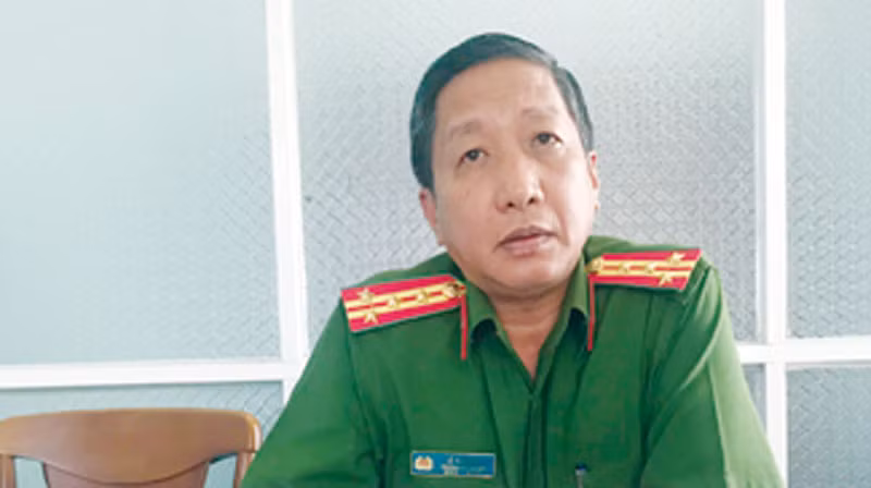 Đại tá Lê Văn Mót khi còn là Trưởng Công an thành phố Phú Quốc.