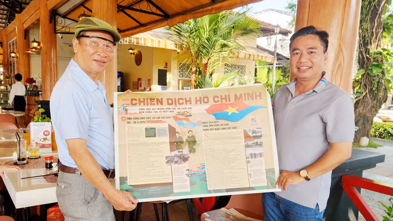 Ông Trương Thanh Hồng, cán bộ hưu trí ngụ thành phố Rạch Giá là người nhận phụ san đặc biệt của Báo Nhân Dân kỷ niệm 50 năm Ngày Giải phóng miền nam, thống nhất đất nước từ rất sớm. 