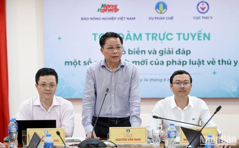 Tọa đàm nhằm phổ biến sâu rộng và giải đáp các quy định pháp luật mới được sửa đổi, bổ sung về thú y.