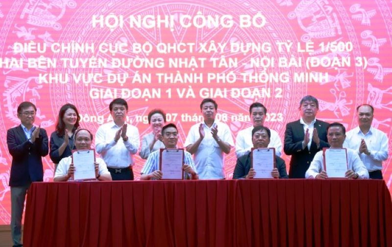 Hội nghị công bố điều chỉnh quy hoạch thành phố thông minh. 