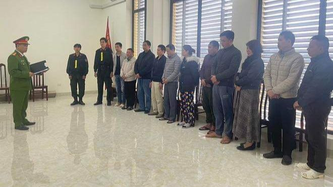 Các đối tượng trong đường dây đánh bạc.