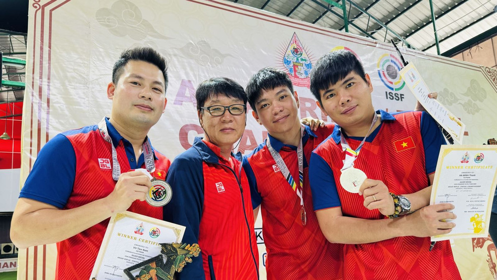 Các xạ thủ đội tuyển bắn súng của Việt Nam bước vào nội dung thi đấu cuối cùng.