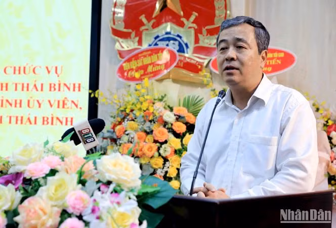 Bí thư Tỉnh ủy Thái Bình Ngô Đông Hải phát biểu ý kiến.