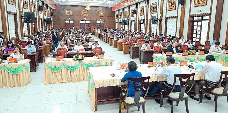 Quang cảnh hội nghị.