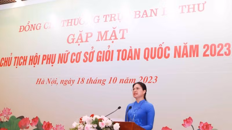 Chủ tịch Hội Liên hiệp Phụ nữ Việt Nam Hà Thị Nga phát biểu tại chương trình.