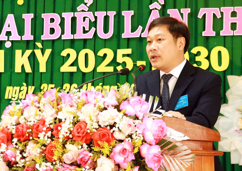 Bí thư Huyện ủy Hải Lăng Nguyễn Khánh Vũ phát biểu chỉ đạo tại đại hội.