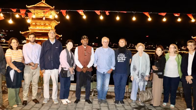 Phố cổ Hoa Lư là một điểm đến tiềm năng, góp phần phấn đấu đưa Ninh Bình trở thành thành phố trực thuộc Trung ương mang đặc trưng của Đô thị Di sản thiên niên kỷ, thành phố sáng tạo…