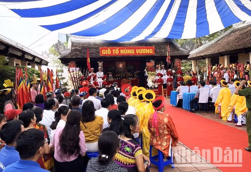 Quang cảnh buổi Lễ Giỗ tổ Vua Hùng năm 2024 ở Đắk Lắk.