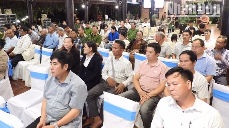 Đồng bào các dân tộc xã Ea Tu, thành phố Buôn Ma Thuột, tỉnh Đắk Lắk dự Ngày hội.