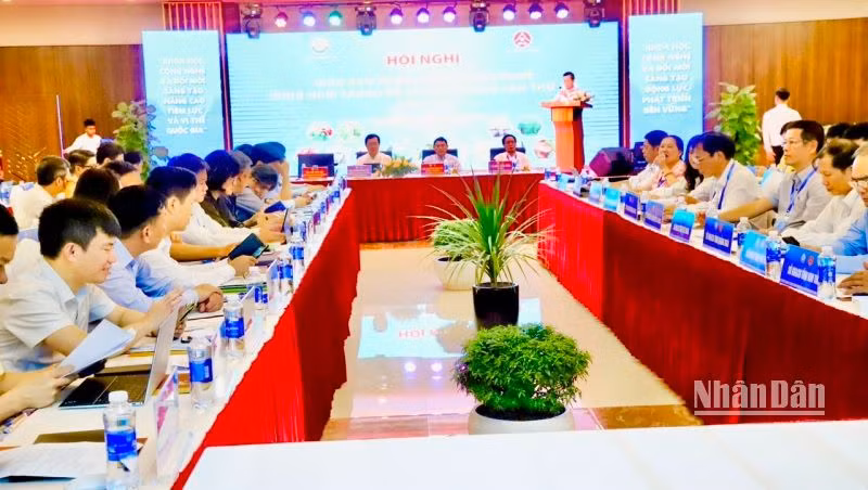 Quang cảnh hội nghị.
