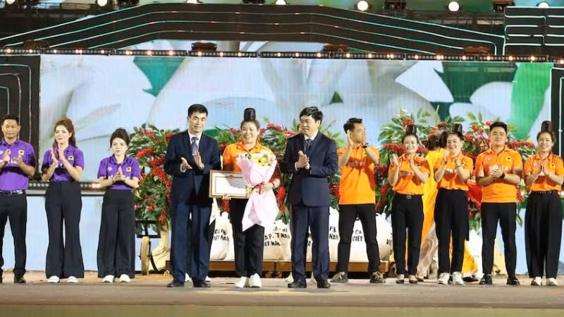 Đội tỉnh Sơn La giành giải Nhì tại Hội thi Nhà nông đua tài năm 2025.