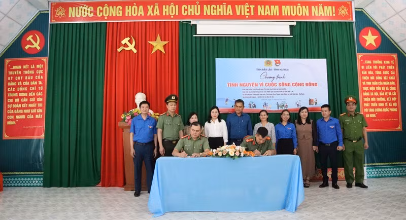Ban thanh niên Công an 2 tỉnh Đắk Lắk và Hà Nam ký kết chương trình phối hợp giai đoạn 2024-2029.