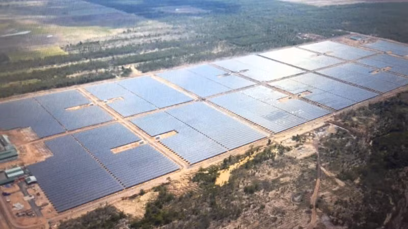 Nhà máy điện mặt trời Long Thành 1 trên địa bàn xã Ia Lốp, huyện Ea Súp.