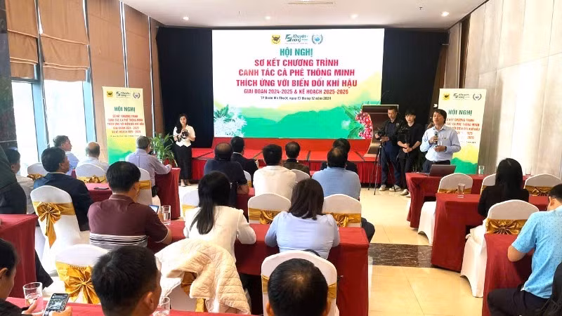 Quang cảnh Hội nghị.