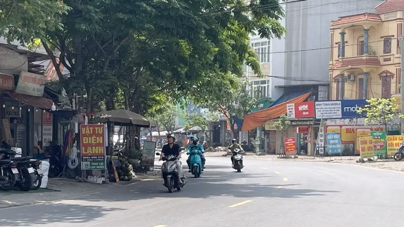 Dự báo Hà Nội ngày nắng, có nơi nắng nóng; chiều tối và đêm có lúc có mưa rào và dông. (Ảnh minh họa: Đ.T)