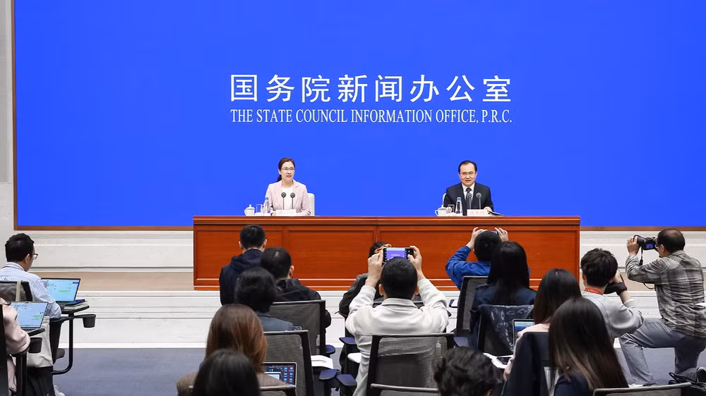 Toàn cảnh cuộc họp báo về tình hình kinh tế 3 quý đầu năm 2024 do Văn phòng Báo chí Quốc vụ viện Trung Quốc tổ chức sáng 18/10. (Ảnh: scio.gov.cn)