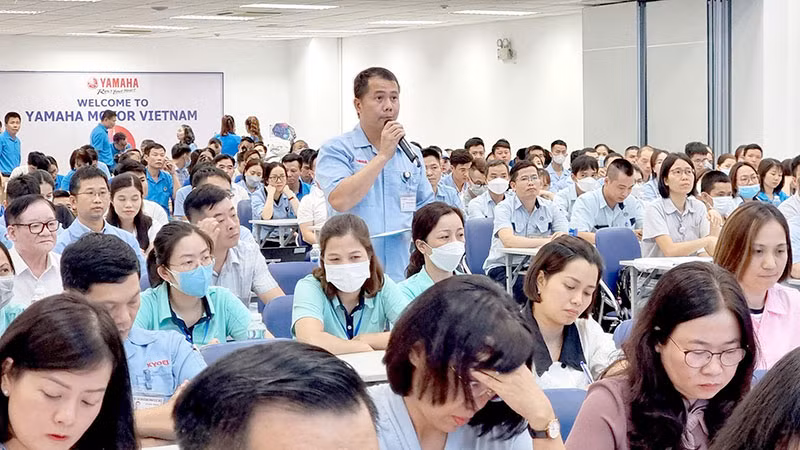 Công nhân, lao động Thủ đô đối thoại với Chủ tịch UBND thành phố Hà Nội năm 2023.