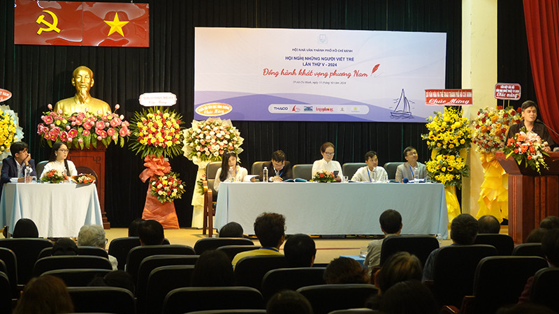 Quang cảnh hội nghị.