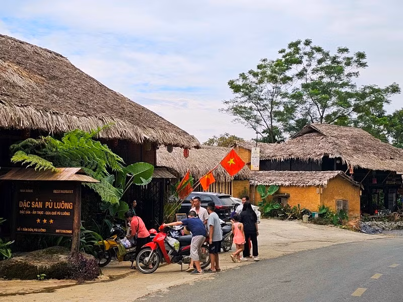 Bản Đôn, xã Thành Lâm, huyện Bá Thước hấp dẫn du khách.