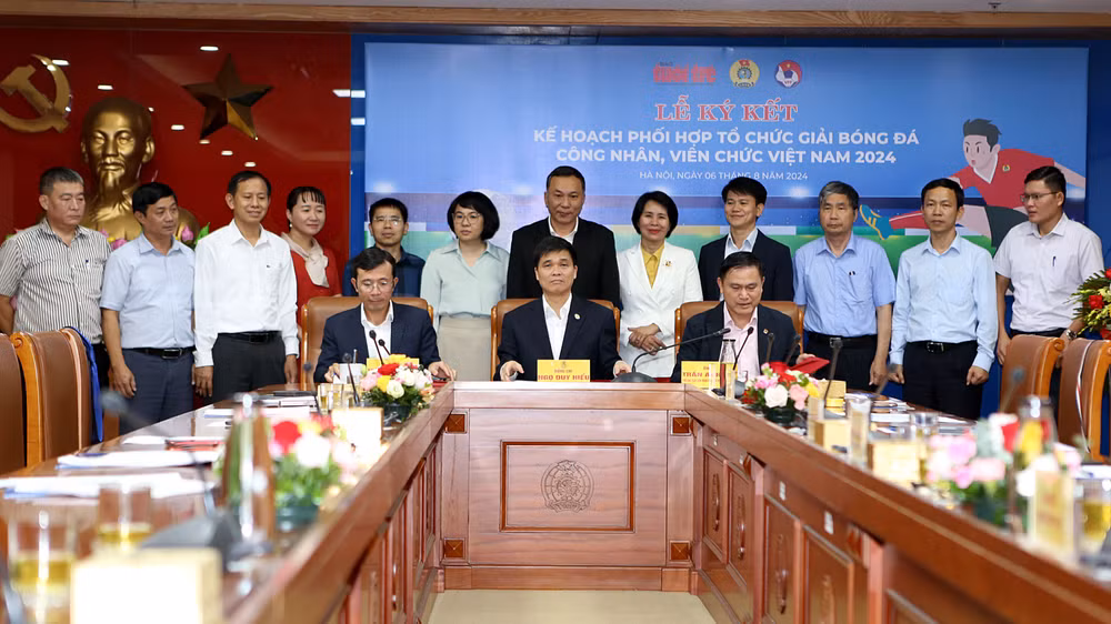 Các đơn vị tổ chức giải đấu ký kết kế hoạch phối hợp tổ chức giải.