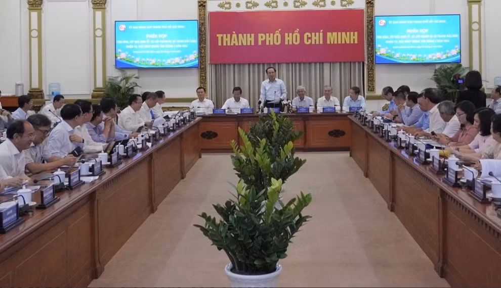 Bí thư Thành ủy Thành phố Hồ Chí Minh Nguyễn Văn Nên phát biểu tại hội nghị. Ảnh: Trung tâm báo chí