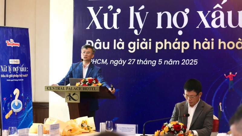 Chuyên gia kinh tế Đỗ Thiên Anh Tuấn phát biểu tại hội thảo. (Ảnh: Báo Tiền Phong) Chuyên gia kinh tế Đỗ Thiên Anh Tuấn phát biểu tại hội thảo. (Ảnh: Báo Tiền Phong)
