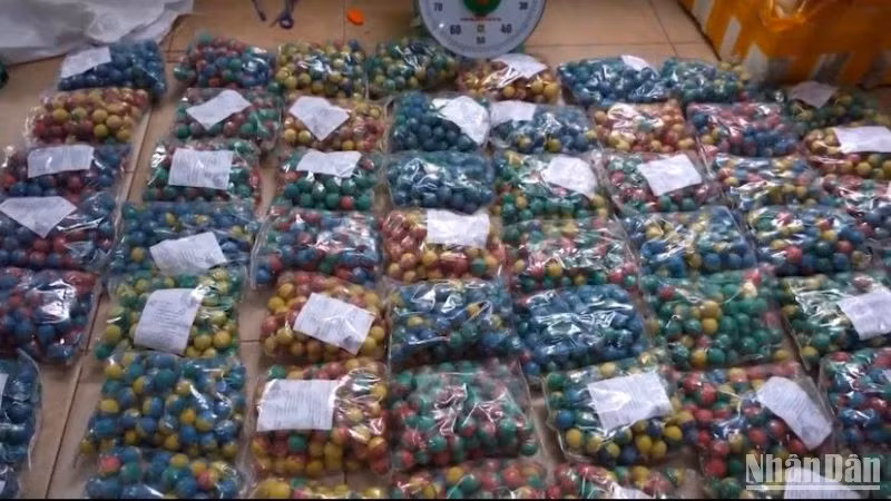 Tang vật là pháo nổ do cơ quan chức năng thu giữ. (Ảnh: Công an cung cấp)