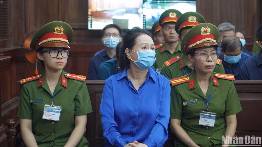 Bị cáo Trương Mỹ Lan tại phiên tòa. (Ảnh: THẾ ANH)