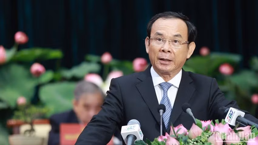 Đồng chí Nguyễn Văn Nên, Ủy viên Bộ Chính trị, Bí Thư Thành ủy Thành phố Hồ Chí Minh phát biểu chỉ đạo tại đại hội.