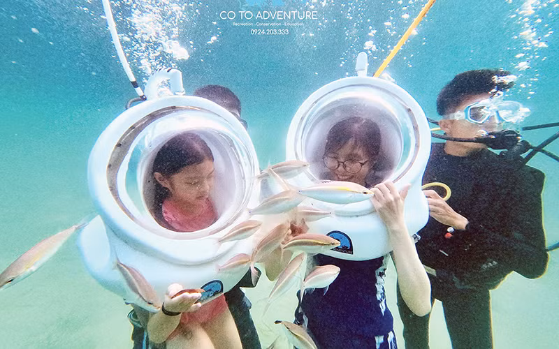 Sản phẩm du lịch mạo hiểm lặn biển ở Cô Tô ngày càng thu hút du khách.