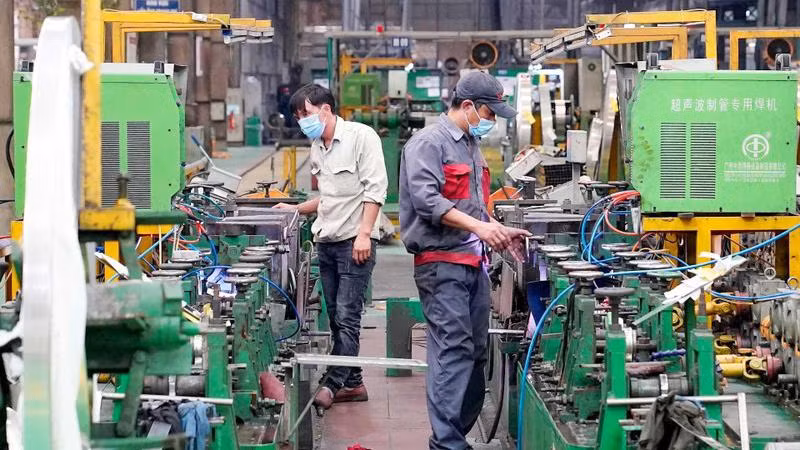 Lao động tại Công ty cổ phần quốc tế Sơn Hà, Hà Nội. (Ảnh minh họa: Duy Đăng)