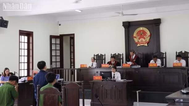 Tòa án nhân dân tỉnh Bình Phước xét xử sơ thẩm bị cáo Lê Trọng Điều.