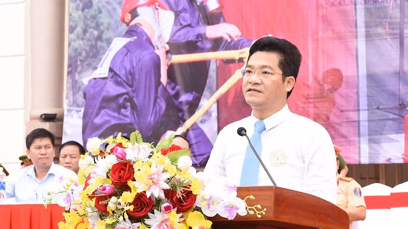 Phó Chủ tịch Thường trực Ủy ban nhân dân tỉnh Nam Định Trần Anh Dũng phát biểu tại Hội thi. (Ảnh: XUÂN TRƯỜNG)