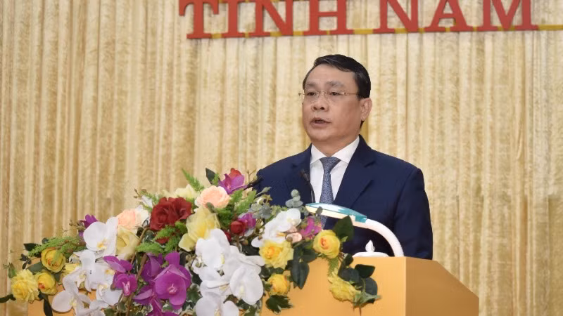 Đồng chí Bí thư Tỉnh ủy Nam Định Đặng Khánh Toàn phát biểu tại hội nghị. (Ảnh: XUÂN TRƯỜNG)