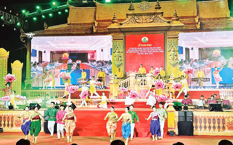 Biểu diễn nhạc ngũ âm tại lễ hội.