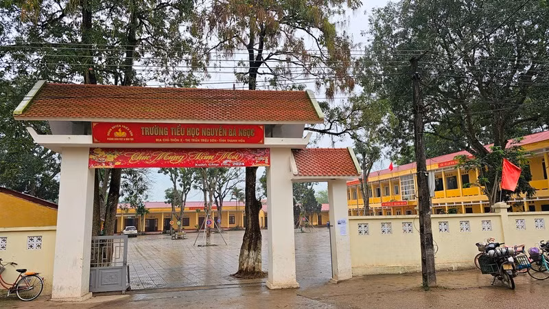 Trường tiểu học Nguyễn Bá Ngọc ở thị trấn Triệu Sơn, tỉnh Thanh Hóa.