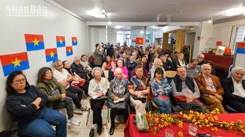 Sự đoàn kết là sức mạnh của dân tộc Việt Nam, nhất là bà con sinh sống ở nước ngoài. (Ảnh: MINH DUY)