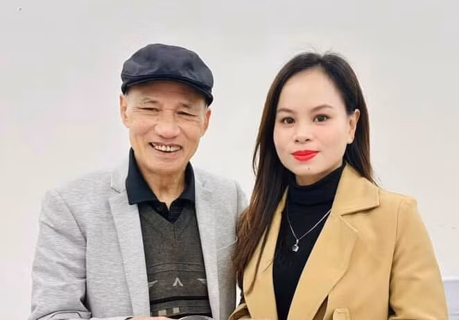 Nhạc sĩ Ngọc Khuê và ca sĩ Minh Loan.