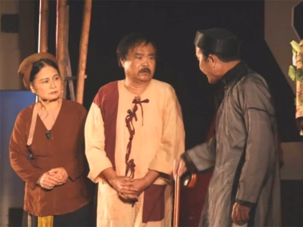 Vở "Hồn Trương Ba da hàng thịt" nổi tiếng của nhà viết kịch Lưu Quang Vũ do Nhà hát kịch Việt Nam dàn dựng trong những năm 80 của thế kỷ trước. (Ảnh: TL)