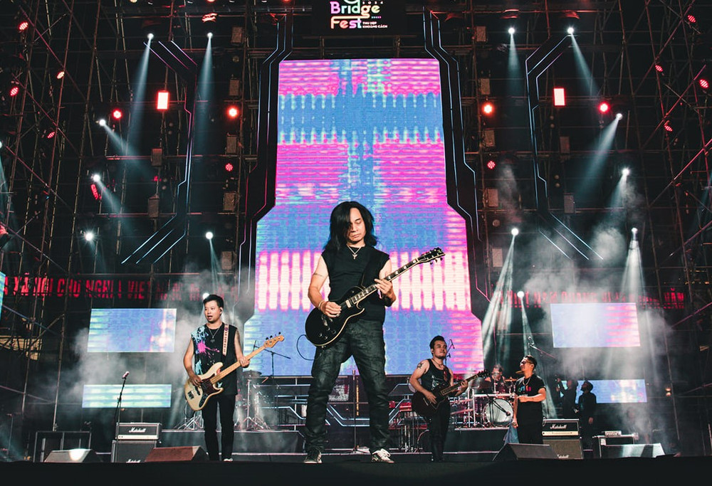 Ban nhạc Bức tường sẽ tham dự Hà Nội Rock với những ca khúc sôi động. (Ảnh: FBBN)