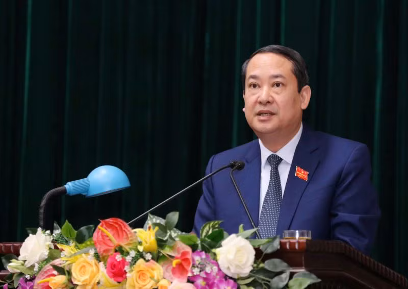 Đồng chí Mai Văn Tuất, Phó Bí thư Thường trực Tỉnh ủy, Chủ tịch Hội đồng nhân dân tỉnh phát biểu khai mạc. (Ảnh: Đức Lam)