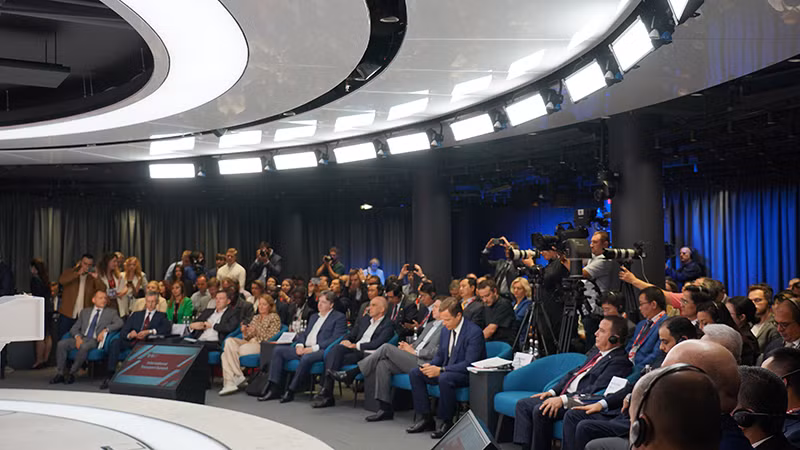 Các đại biểu tham dự hội nghị đến từ nhiều nơi trên thế giới. (Ảnh: THÙY VÂN)