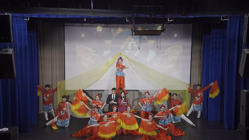 Nhiều tiết mục dàn dựng công phu trong chương trình của các bạn sinh viên RUDN.