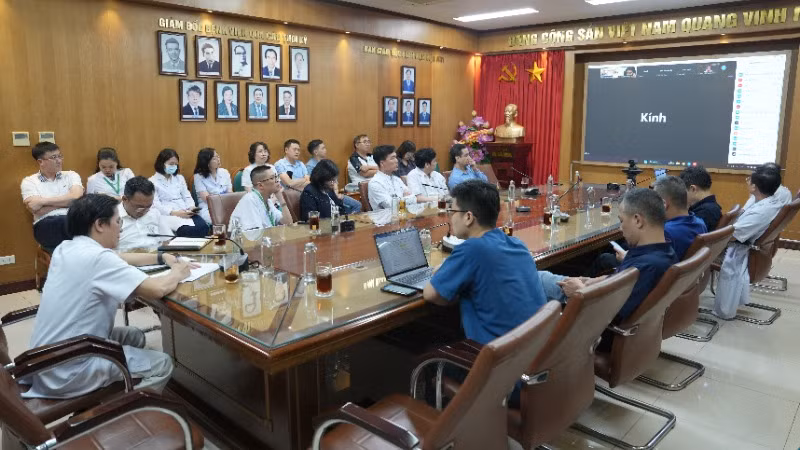 Một cuộc họp của Hội đồng hội chẩn đa chuyên khoa.