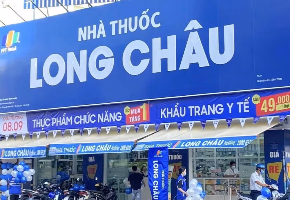 Mô hình hệ thống nhà thuốc Long Châu đang khá phát triển.