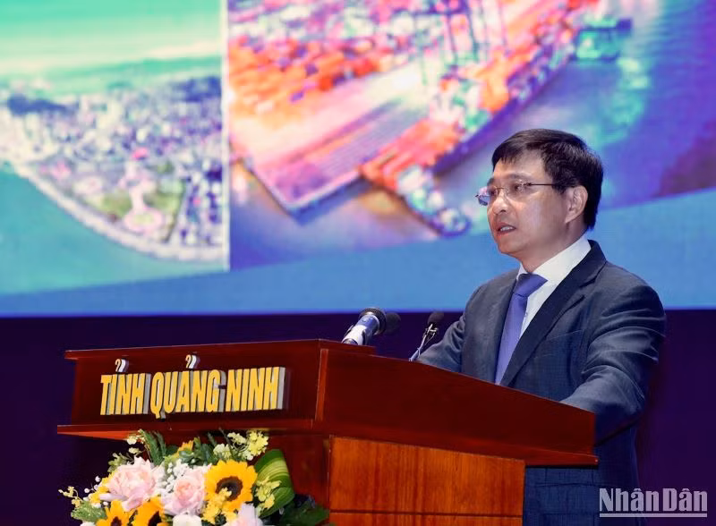 Bộ trưởng Bộ Giao thông vận tải Nguyễn Văn Thắng phát biểu.