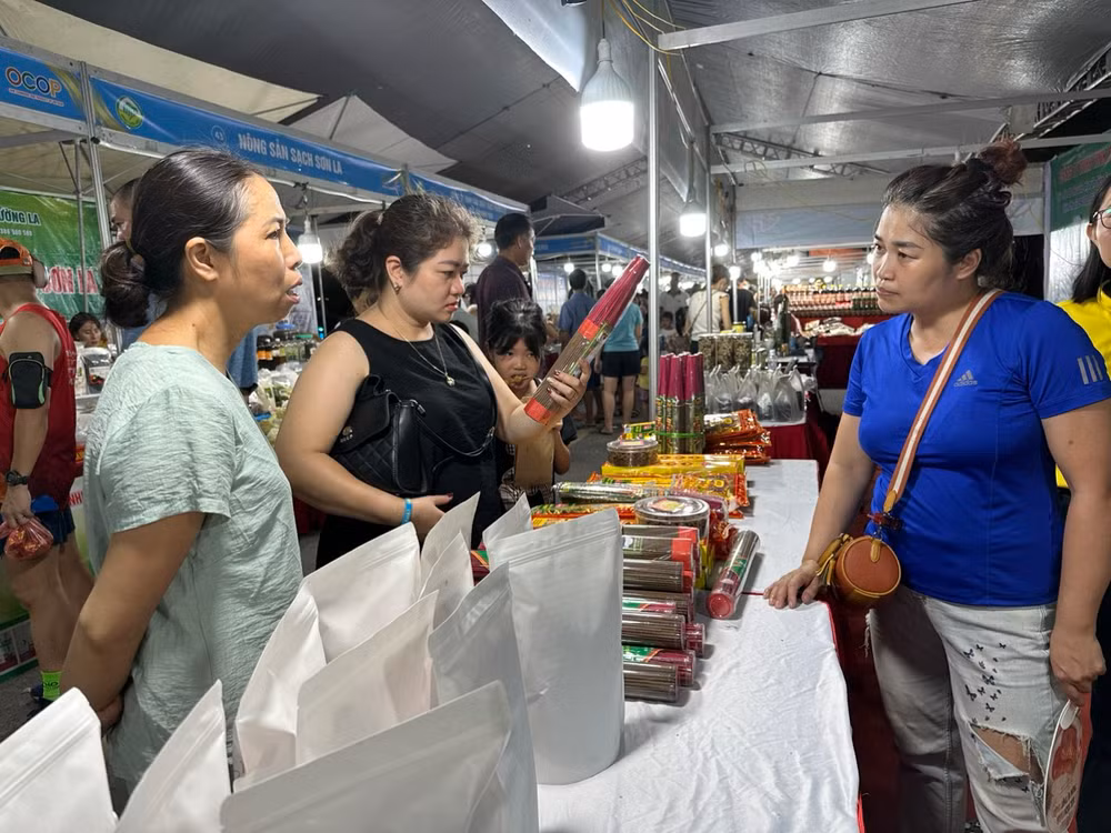 Các sản phẩm OCOP ngày càng được người tiêu dùng ưa chuộng.