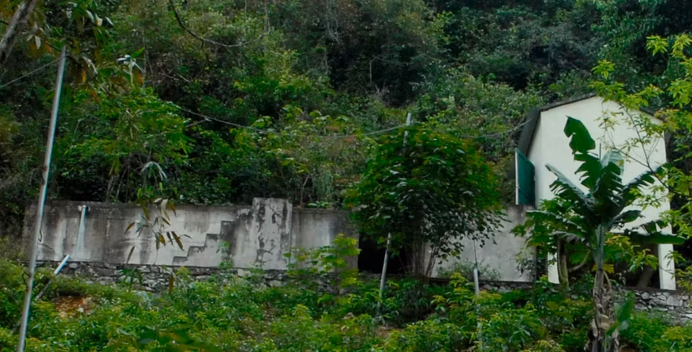 Công trình bể thu nước và xử lý nước sạch ở xóm Đà Vỹ, thị trấn Quảng Uyên, huyện Quảng Hòa, tỉnh Cao Bằng.